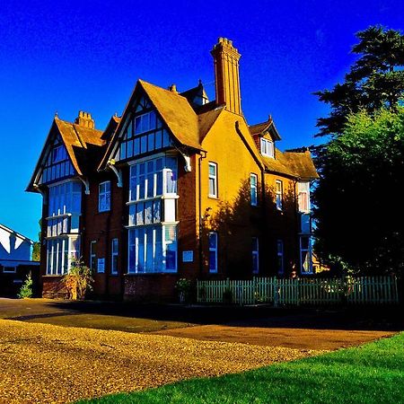 Gatwick Inn Horley Zewnętrze zdjęcie