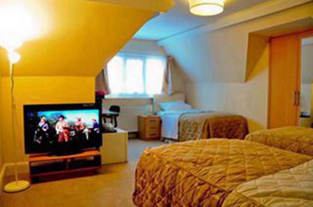 Gatwick Inn Horley Zewnętrze zdjęcie