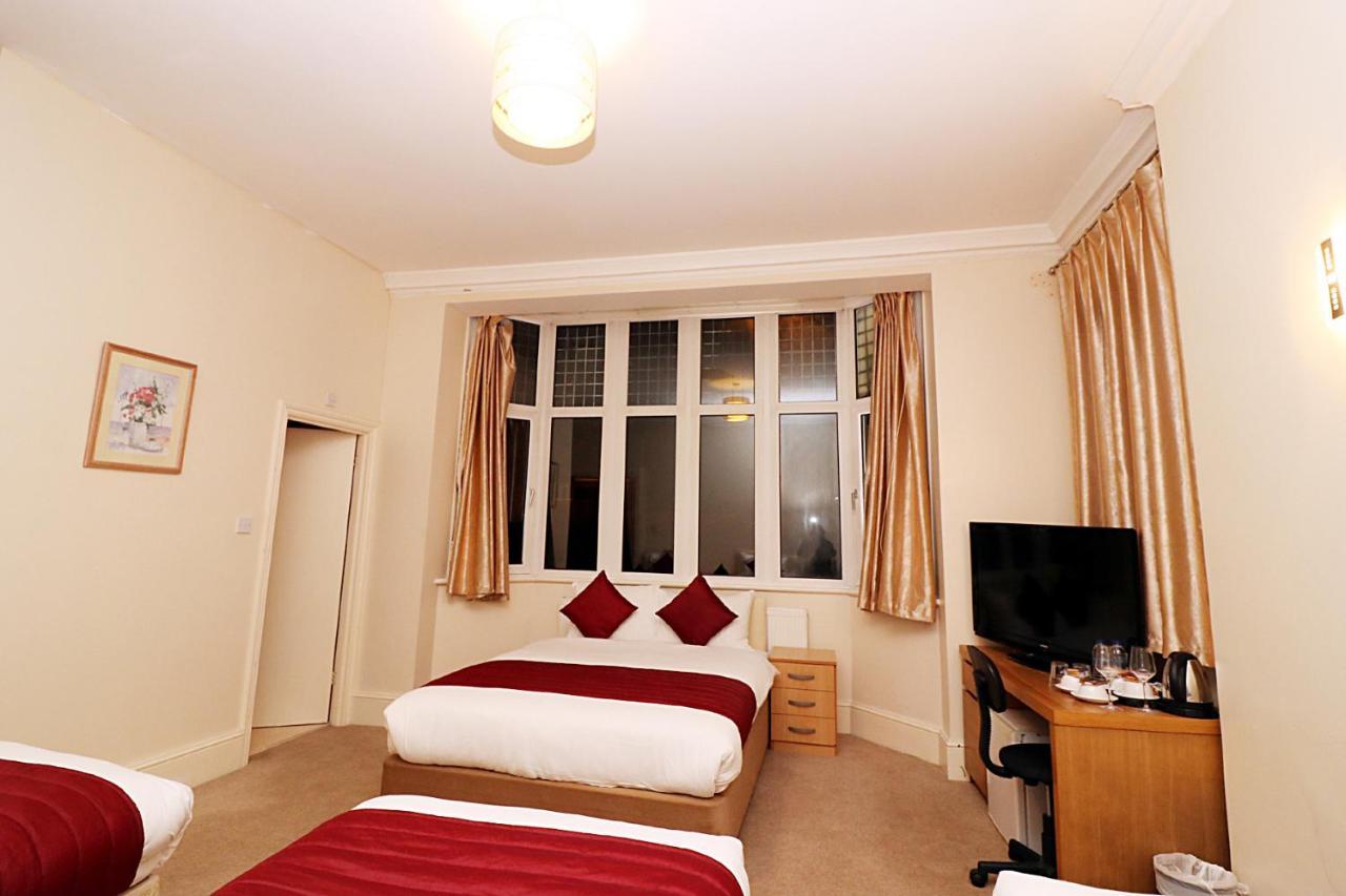 Gatwick Inn Horley Zewnętrze zdjęcie