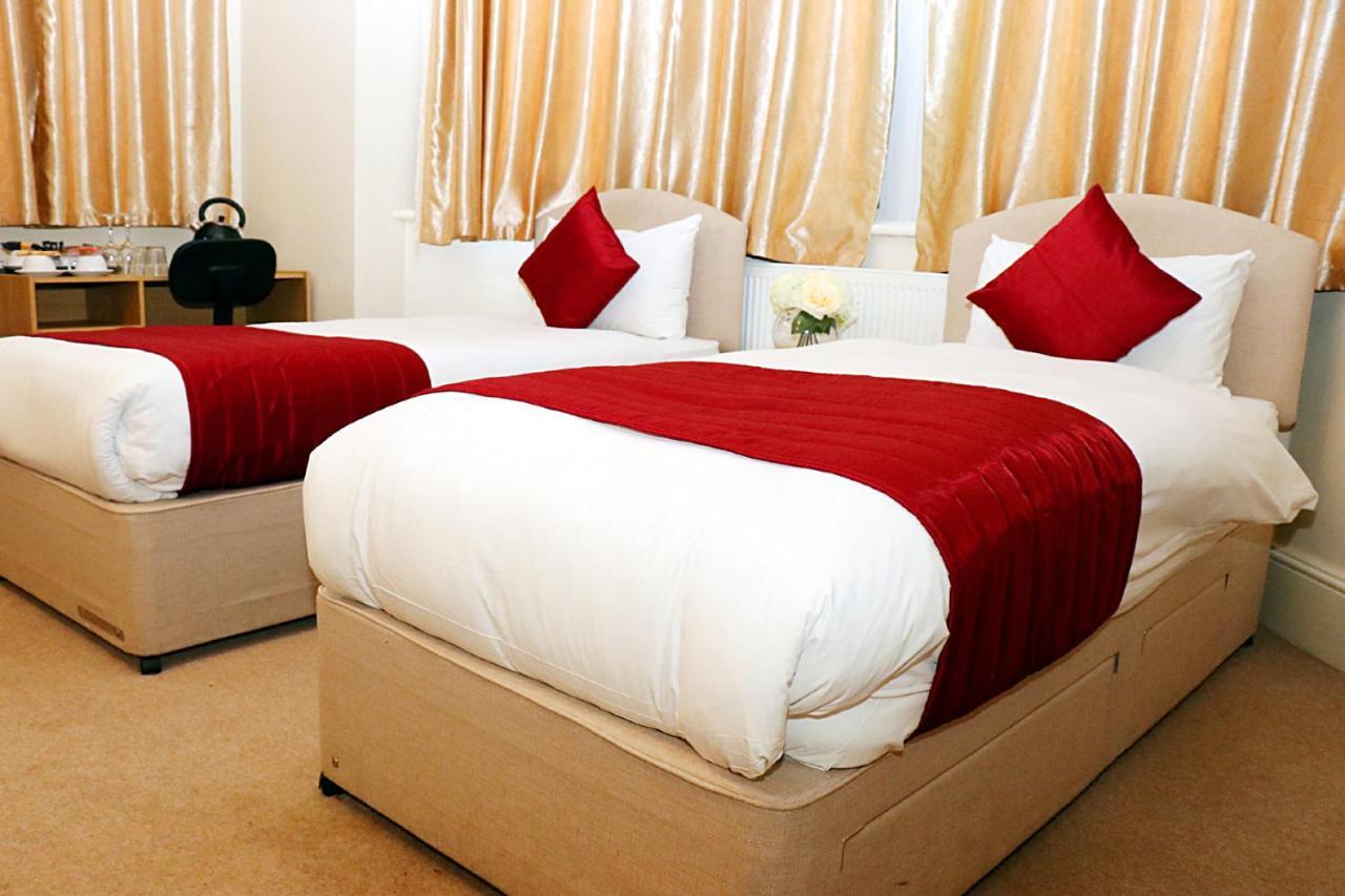 Gatwick Inn Horley Zewnętrze zdjęcie