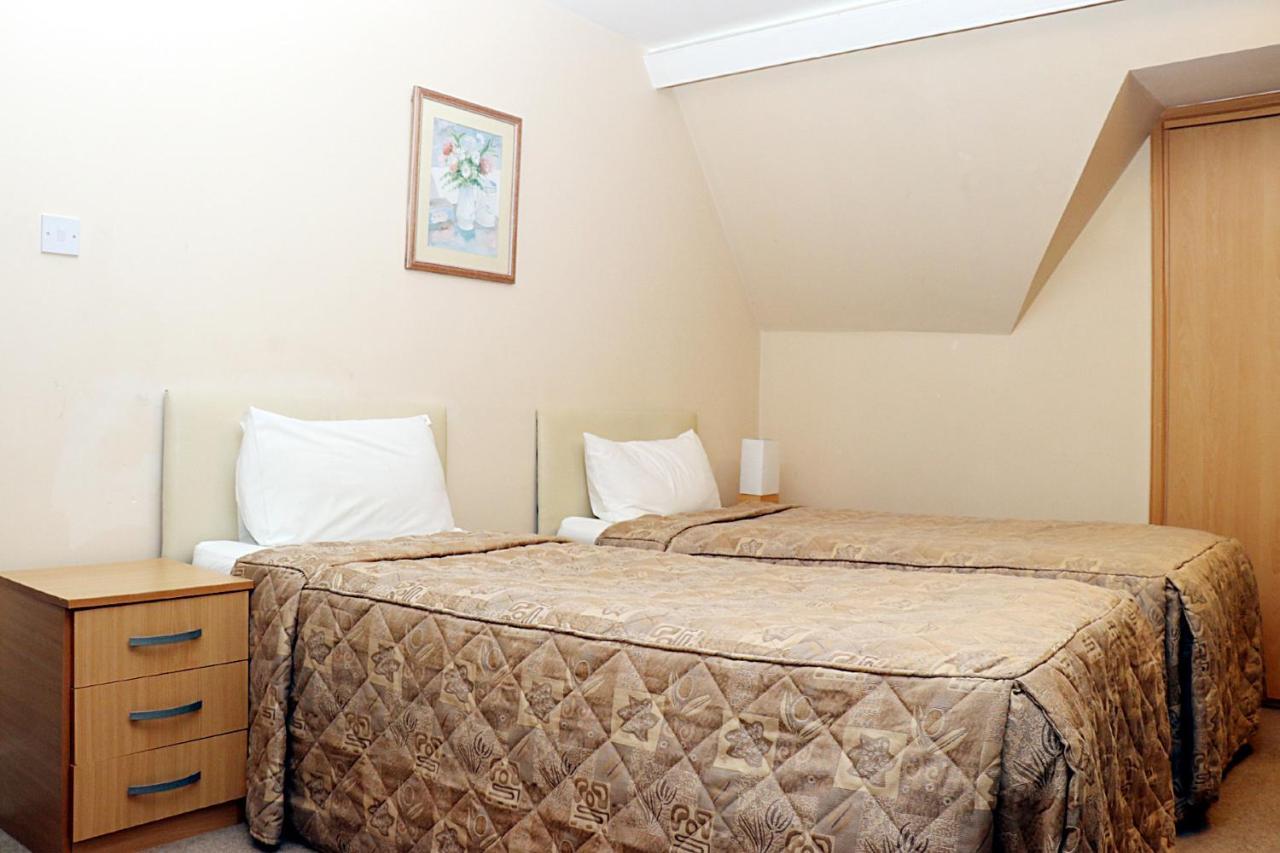 Gatwick Inn Horley Zewnętrze zdjęcie