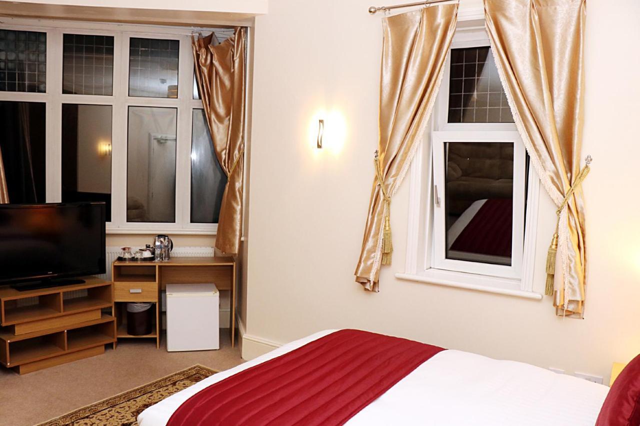 Gatwick Inn Horley Zewnętrze zdjęcie